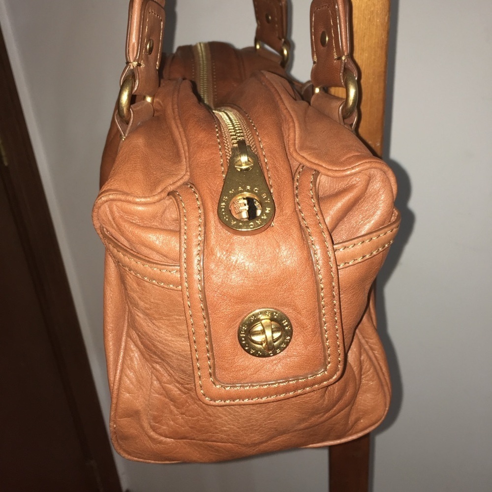 Marc Jacobs Tan Leather Handbag - Picture 3 of 13